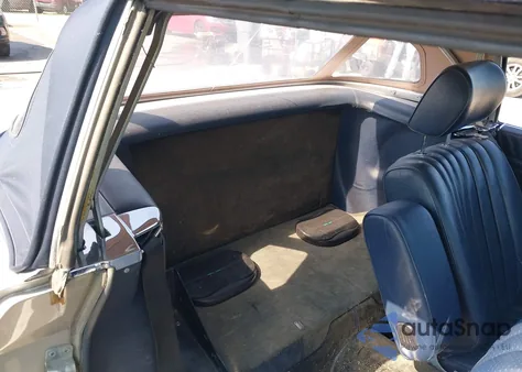 1981 Mercedes-Benz 380 Sl z USA, uszkodzony, nr VIN WDBBA45A5BB001553